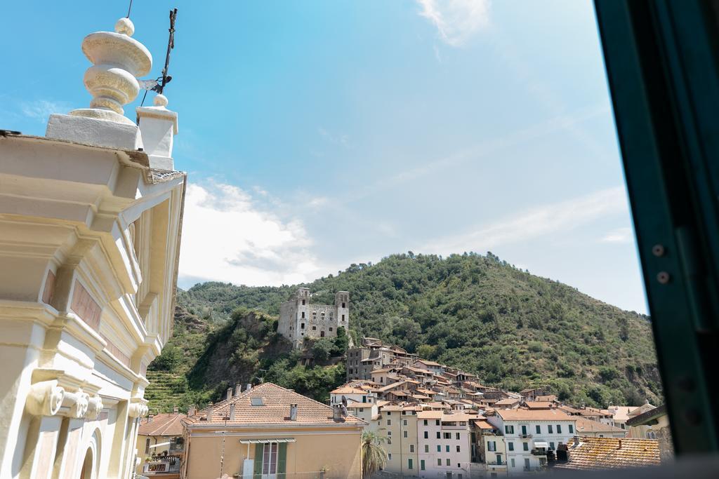 Dussaiga - Camera Del Fiordaliso Hotel Dolceacqua Exterior photo