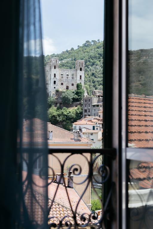 Dussaiga - Camera Del Fiordaliso Hotel Dolceacqua Exterior photo